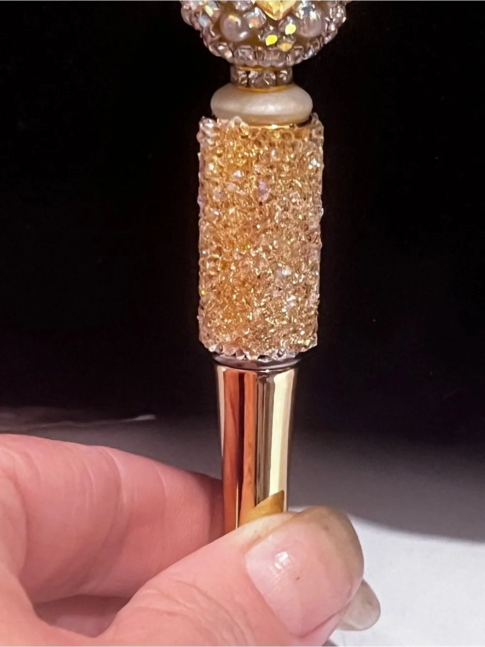 Designer inspired Gold-Tone Pearl & Crystal Flower focal fancy beaded pen